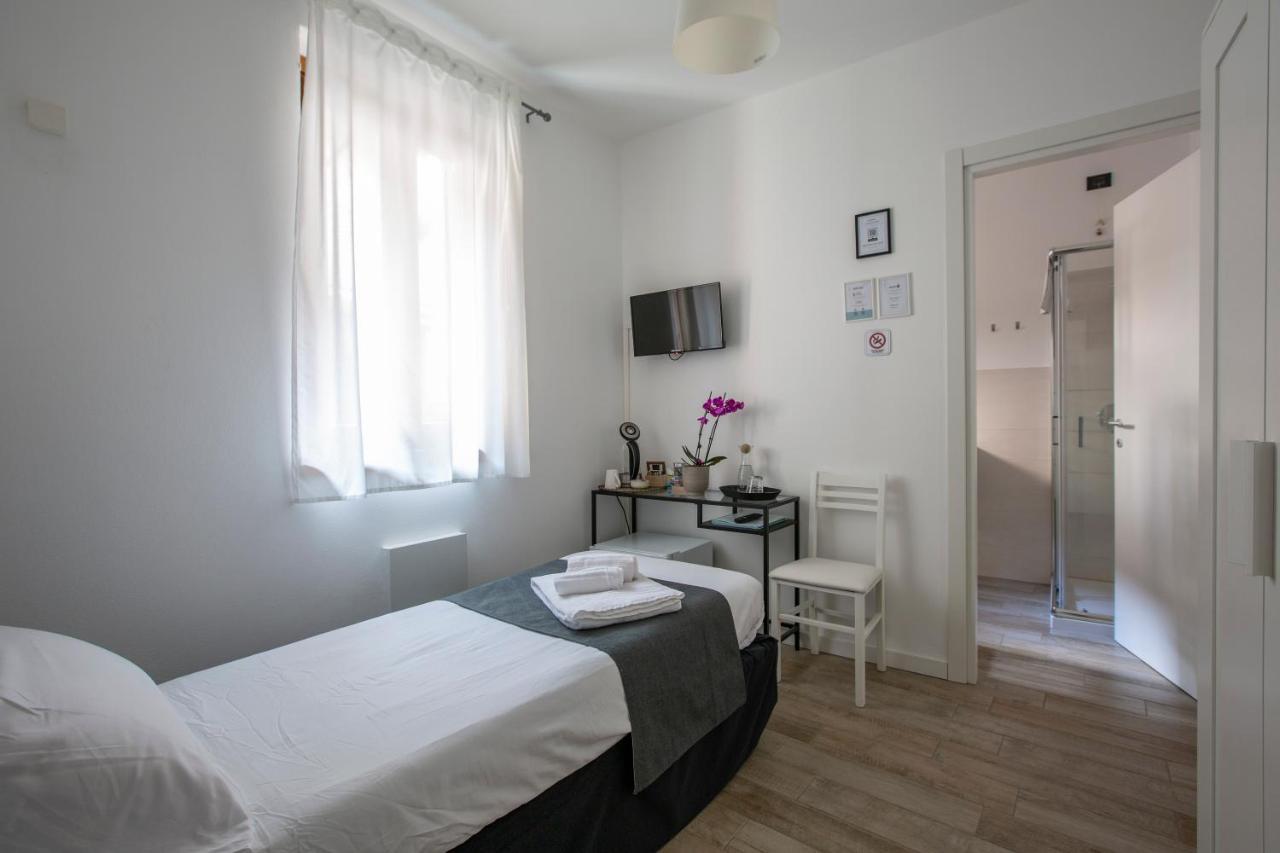 La Casa Del Sarto - Rooms And Apartments Lecco Eksteriør billede