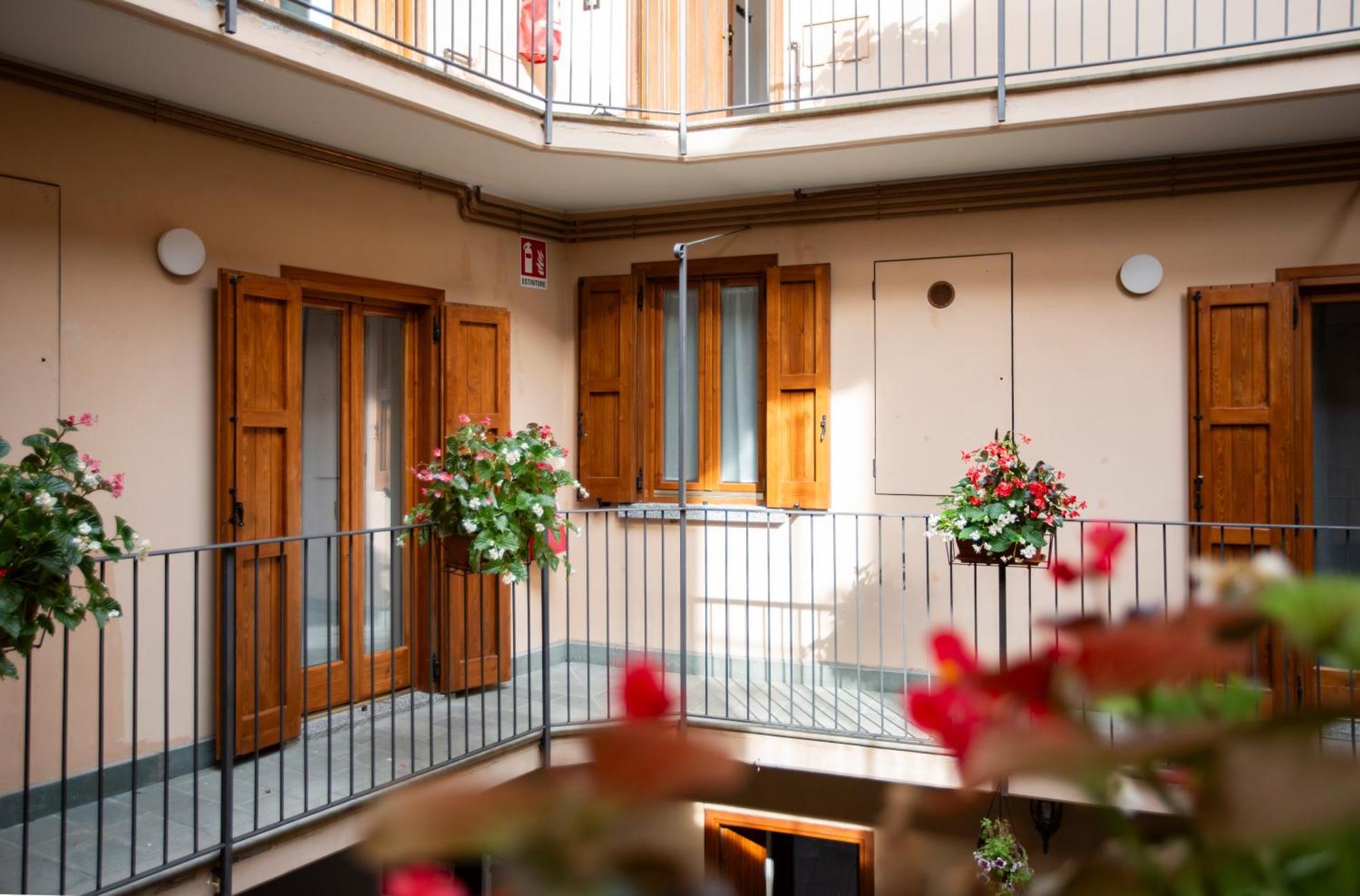 La Casa Del Sarto - Rooms And Apartments Lecco Eksteriør billede