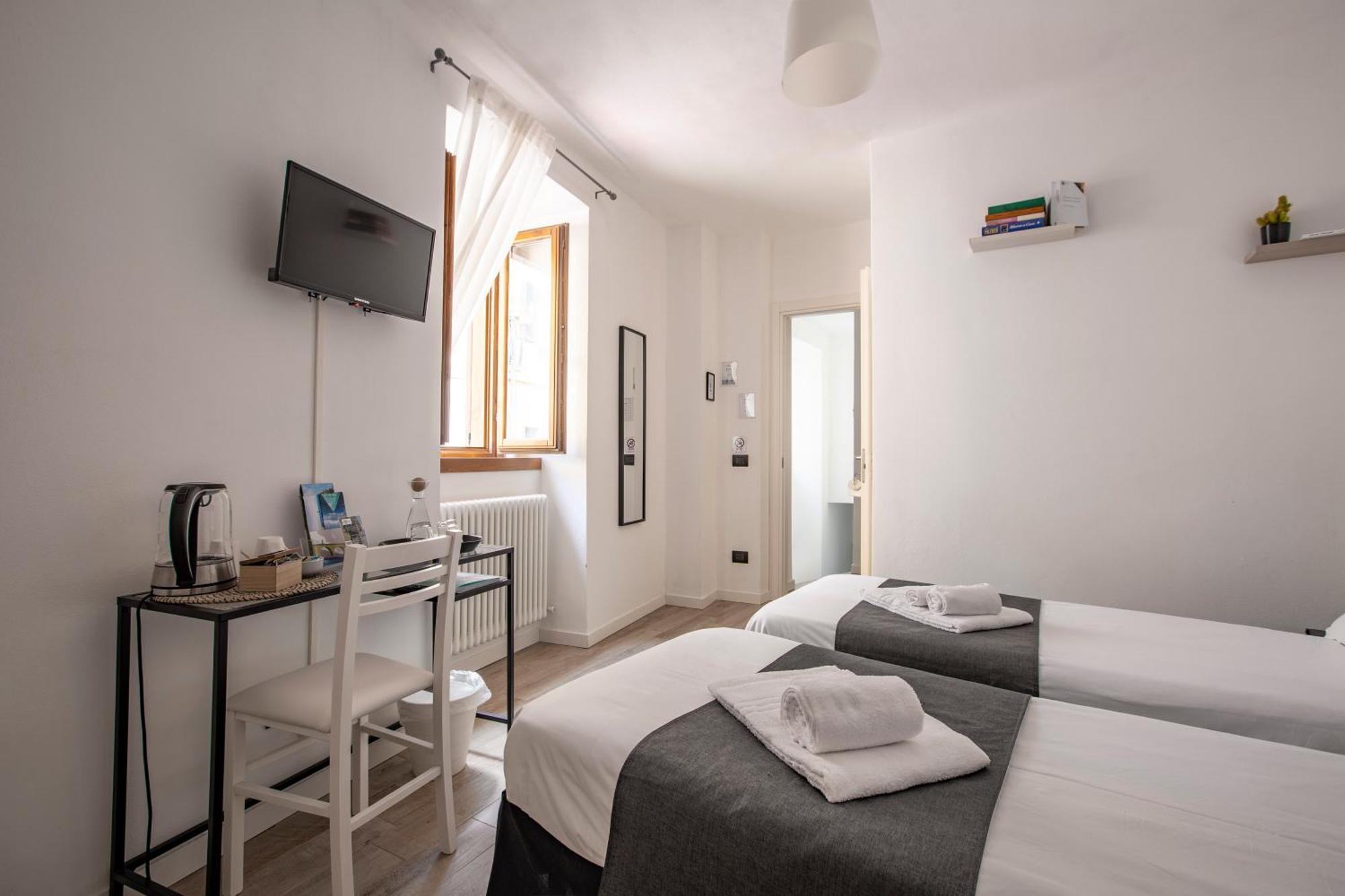 La Casa Del Sarto - Rooms And Apartments Lecco Eksteriør billede