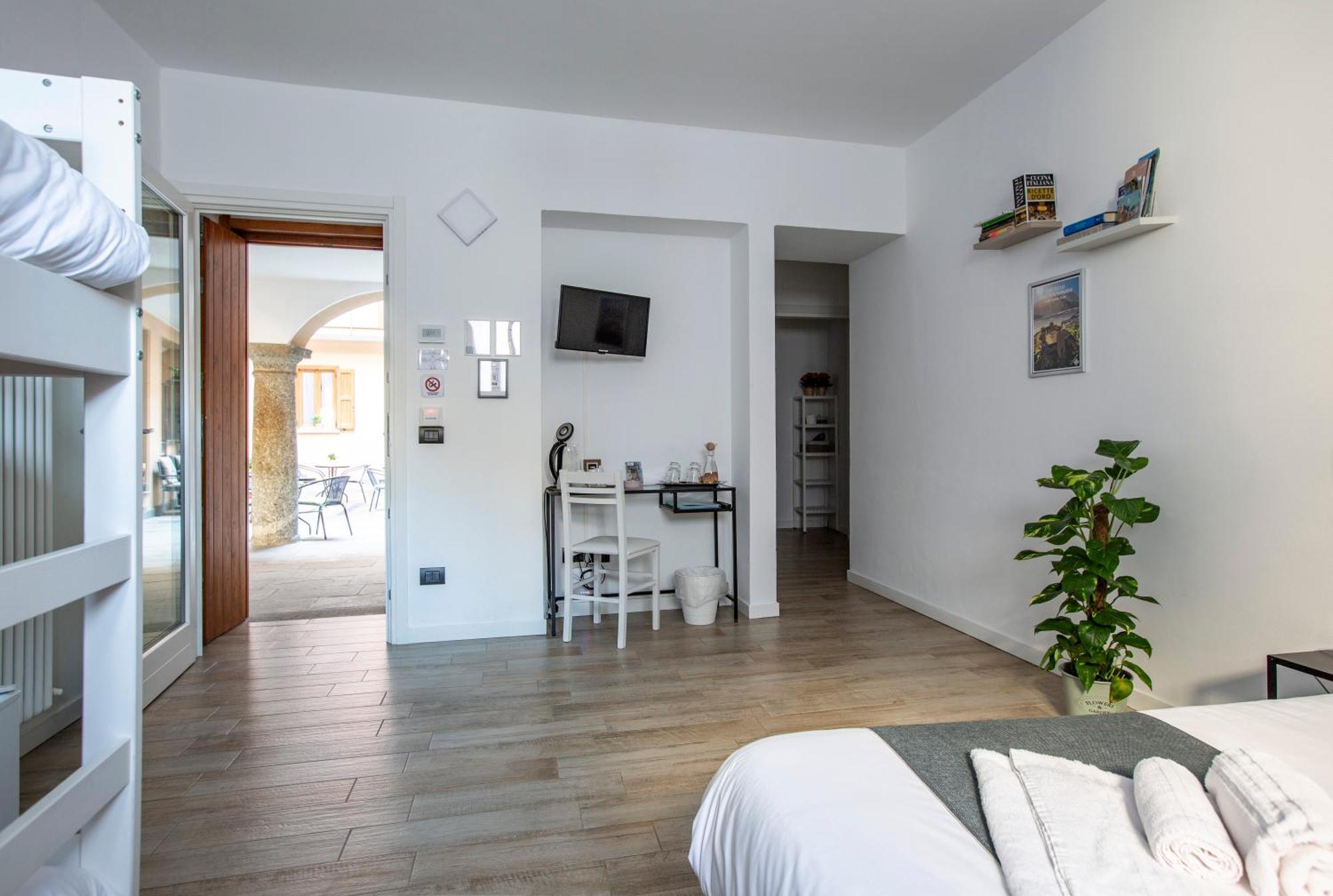 La Casa Del Sarto - Rooms And Apartments Lecco Eksteriør billede